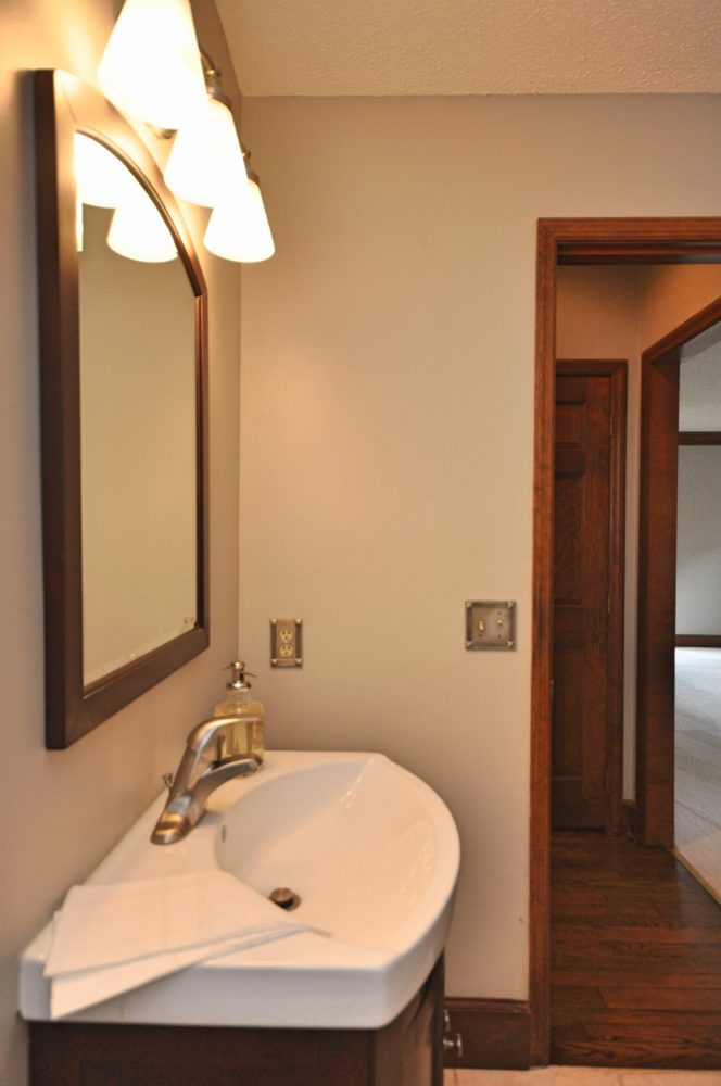 DSC_0049_Fotor-e1472484453278